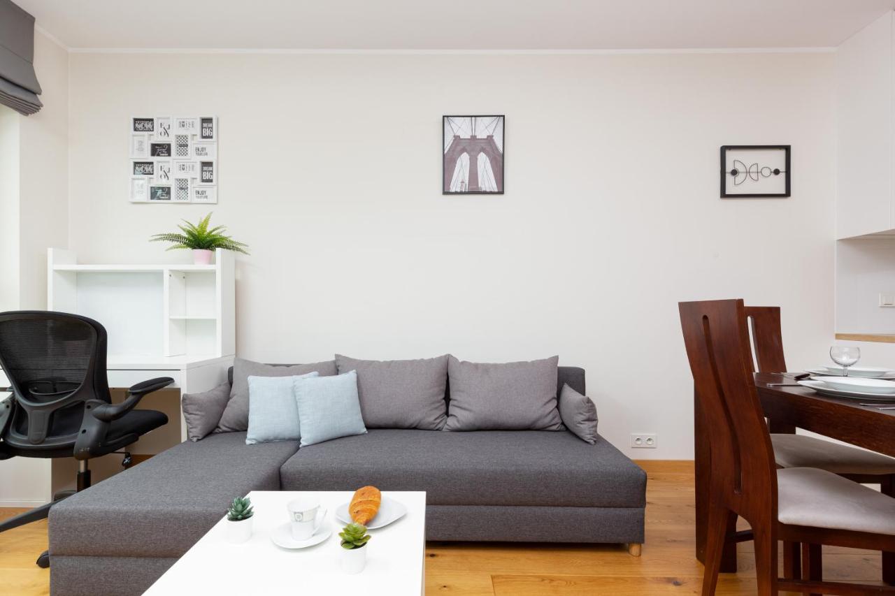Kolorowy Gocław By Renters * Warszawa
